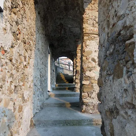 Dell'erta 度假居 莱万托